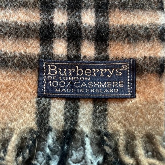 Burberry Scarf, Made In England, 100% Cashmere - Picture 1 of 4